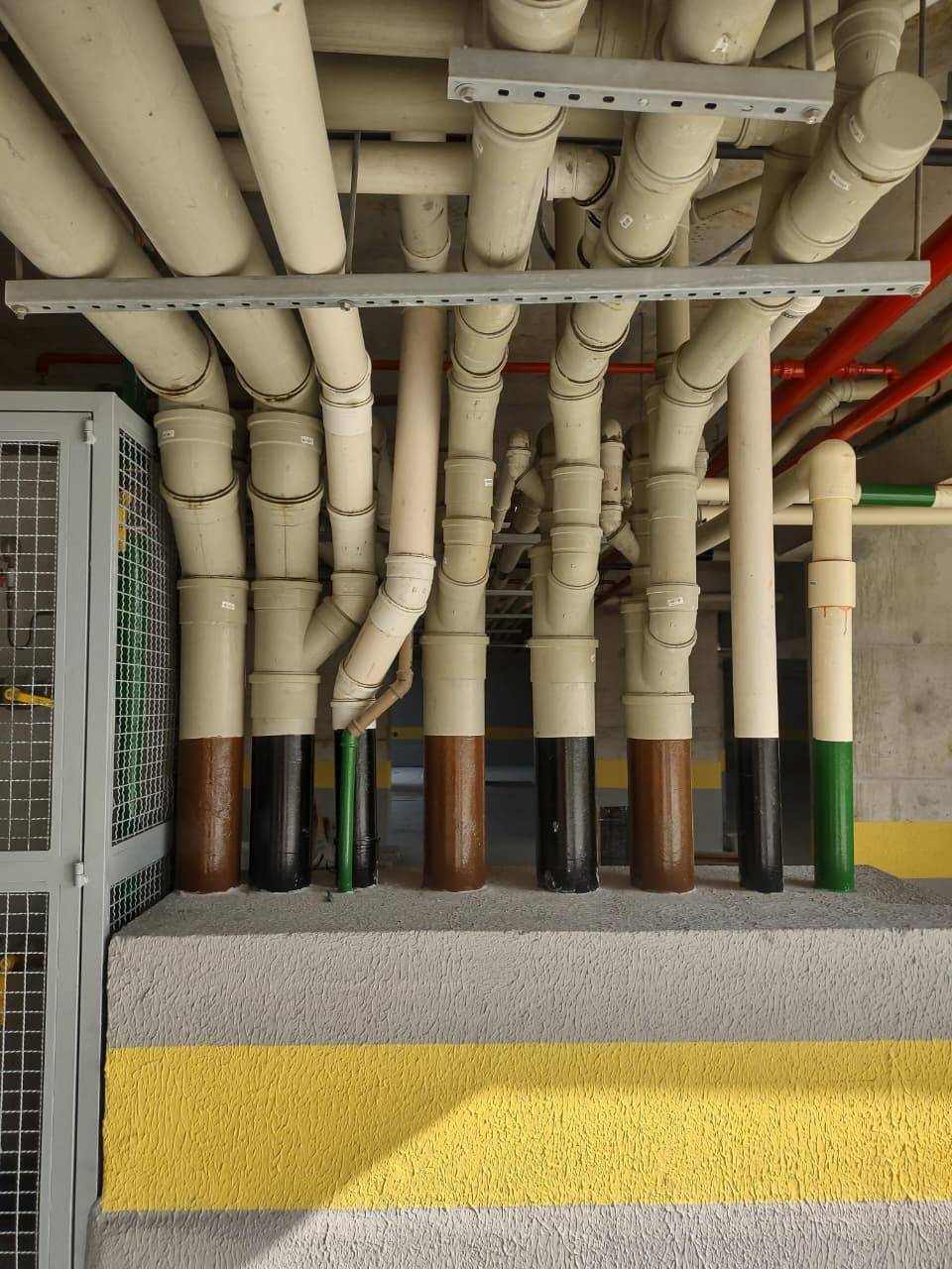 Tubulações em obra